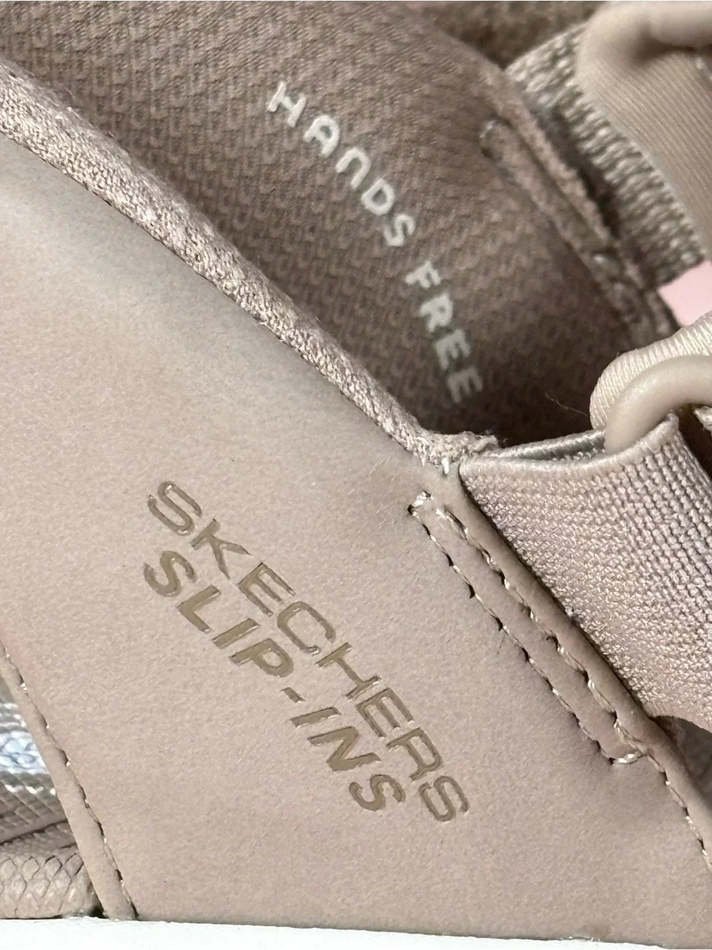 Skechers NWOT Slip-Ins GO WALK Glide Step Hands Free Charlie Tan Sandals SiZ 11